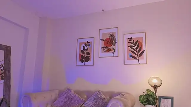 XXX chat uživo modela DahianaWalcott