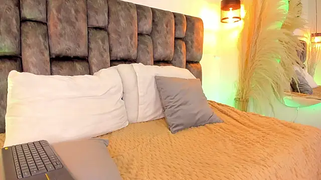 Онлайн чат XXX alessadoll