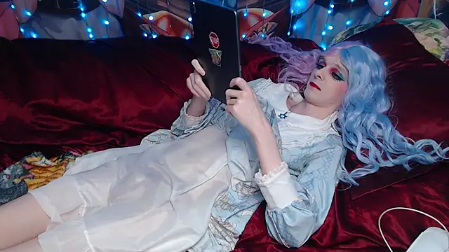 yutachka: διαδικτυακό σόου στην κάμερα