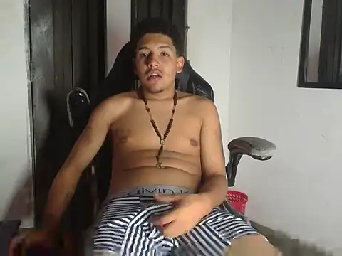 Вебкам-шоу simonchacalxl