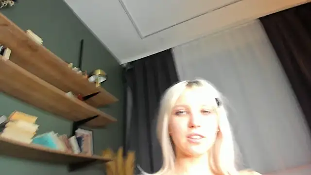 ErinBissonnette Live XXX-Chat