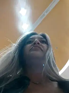 alana_69 লাইভ XXX চ্য াট