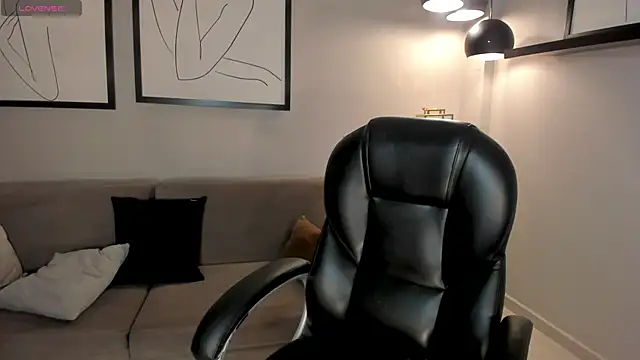 XXX chat uživo modela JuanitaClay