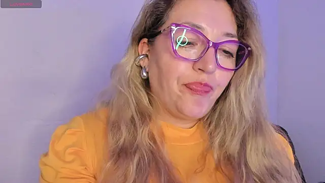 แชท XXX สดของ Naty_Mature_