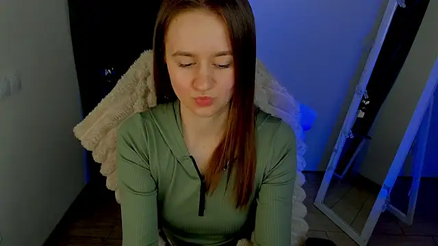 Catherine_e Chat XXX live