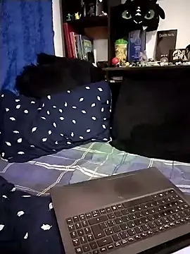 AoA-BoyStudent webcam show