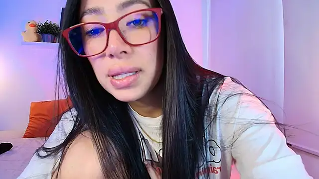 XXX chat uživo modela lilyy_evanss