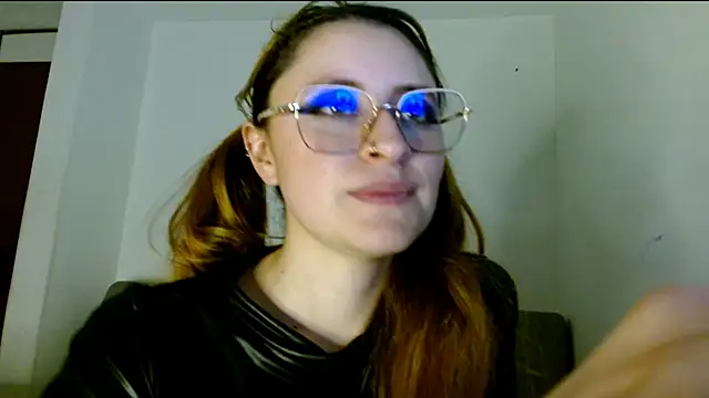 Chat XXX en directo de Juls_winter_