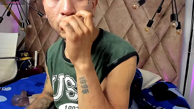 Thonixxx_mr's Webcam Show