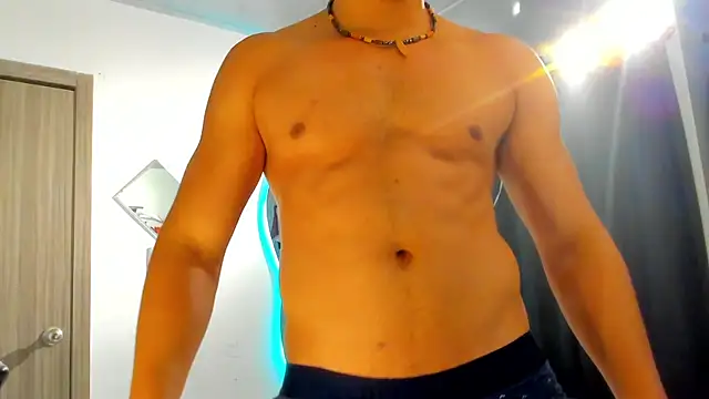 Kris_Khalifa69's Live XXX Chat