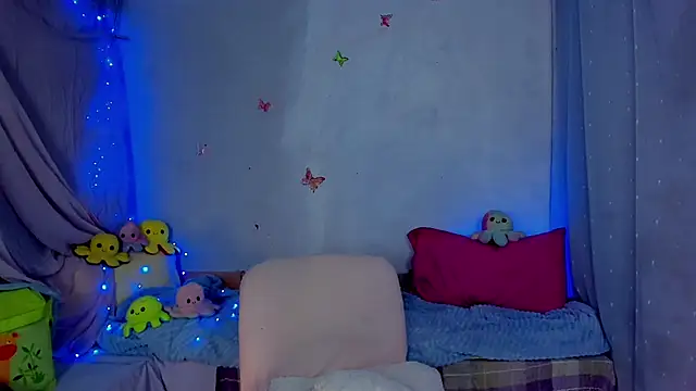 YourLizzyDoll: онлайн-секс-чат