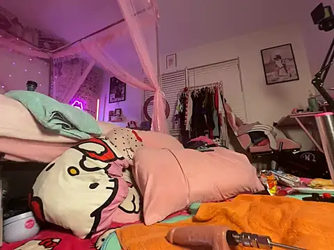 VixenCapri Adlı Modelin Web Kamerası Şovu