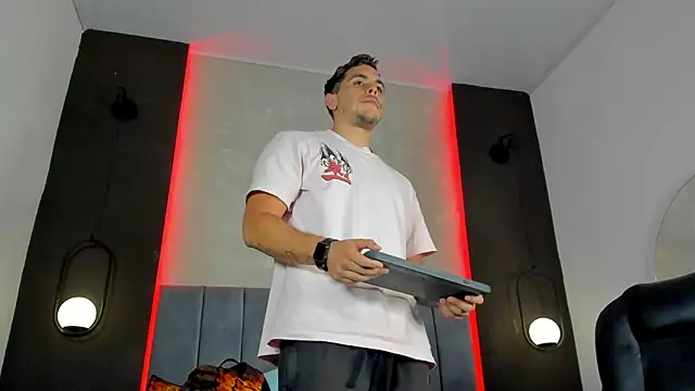 عرض كام Liam_walk_