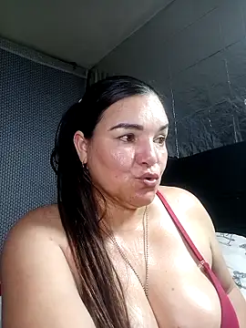 Zuleyka_69 即時 XXX 聊天