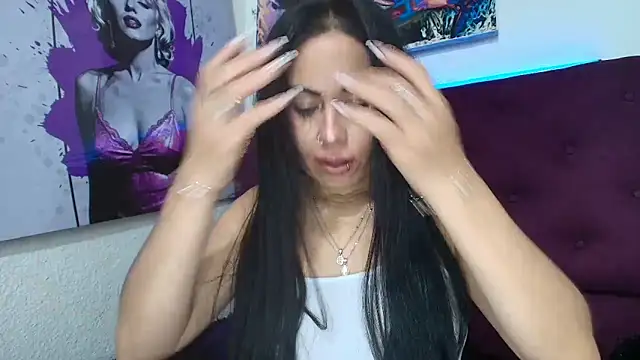 Chat +18 de Tania_mature ao vivo