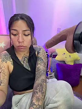 _antonella_dreamss Adlı Modelin Web Kamerası Şovu