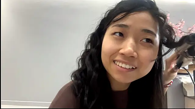 SweetMiaXO's Webcam Show