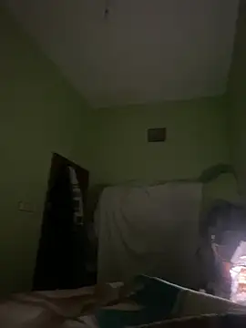 SaraChouchou's Webcam Show