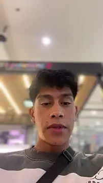 Jacovo2002's Live XXX Chat