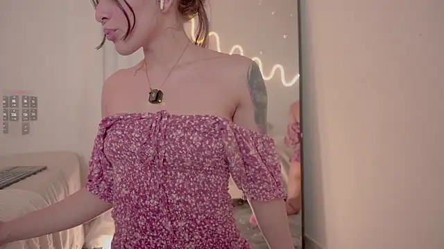 Chat XXX Live honeey_