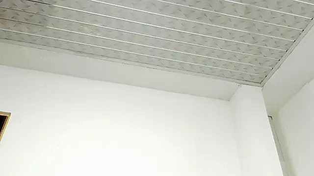 Nahomi4_'s Live XXX Chat