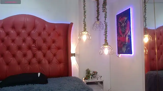 دردشة DominantBoy4 الجنسية المباشرة