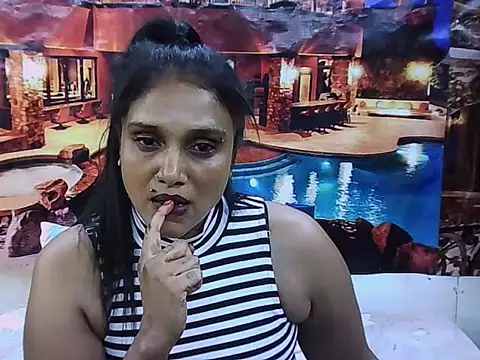 IndianSexyLady20: онлайн-секс-чат