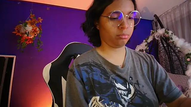 Živý XXX chat Emmapark_