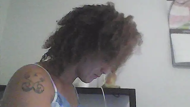 sarahkat86 webcam show