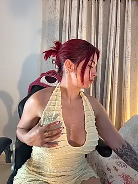 zafiro_mo0n's Webcam Show