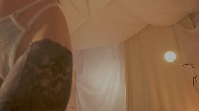 arizonasunrise's Live XXX Chat