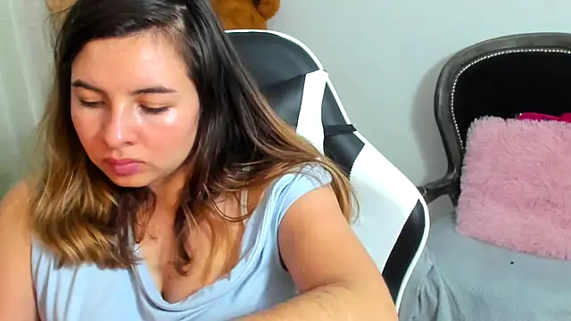 __Emma__11__Lecat_'s Live XXX Chat