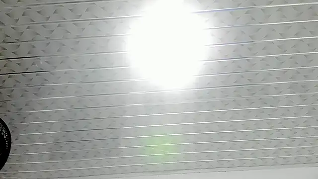 Show de Nahomi4_ na webcam