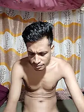 Show de Priankaboudi na webcam