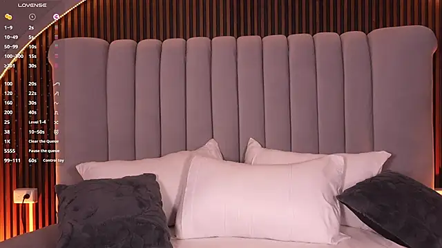 emperatriz_reyes webcam show