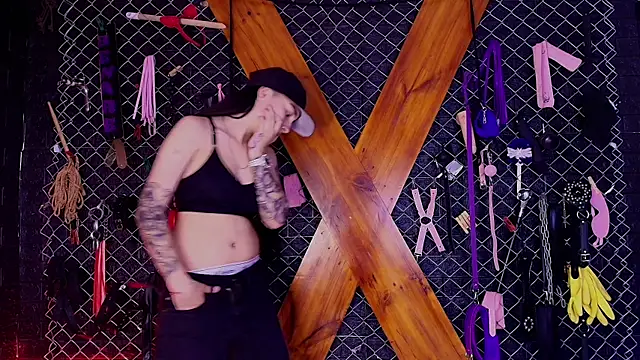 Bellatrix_Infernal_BDSM webcam show