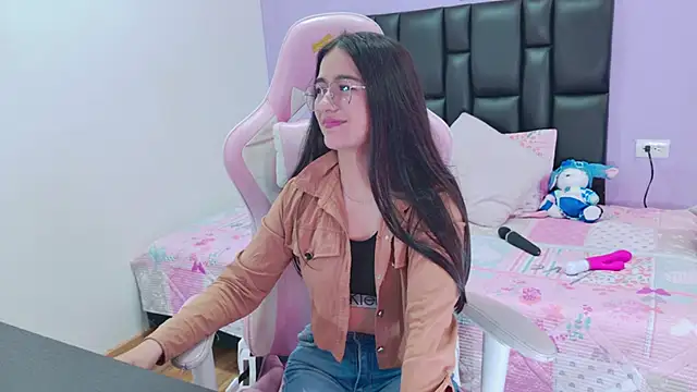 دردشة im-eliza الجنسية المباشرة