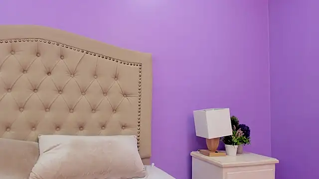 Chat XXX ao vivo de CynthiaMore