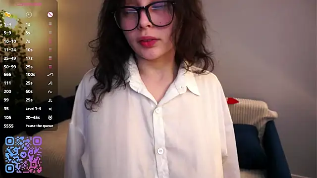 HannaHayles Show in webcam