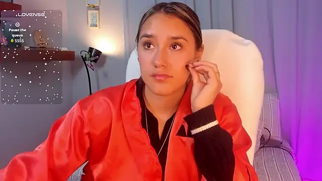 _Sophie__miller: απευθείας συνομιλία ΧΧΧ