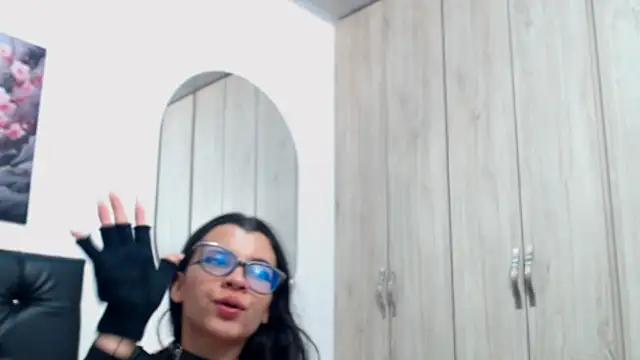 pinky_f00x – Live XXX-chat