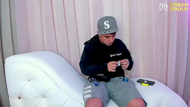 دردشة Yourslust_ الجنسية المباشرة