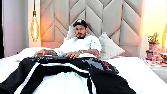 Chat +18 de MatthewCullen ao vivo