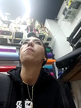 LunaZambrano 网络视讯表演