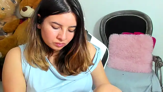 دردشة __Emma__11__Lecat_ الجنسية المباشرة