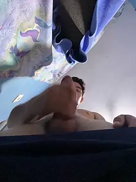 Show de Pier_bellako69 na webcam