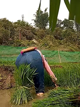 Pokazy przed kamerką – Girl-l