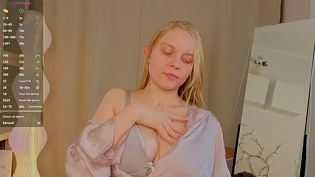 دردشة AlicaCohill الجنسية المباشرة