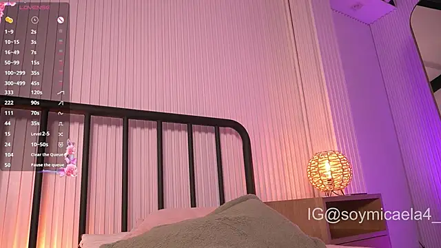 Micaela__4のライブXXXチャット