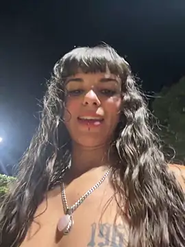 แชท XXX สดของ VioletaSubmissive